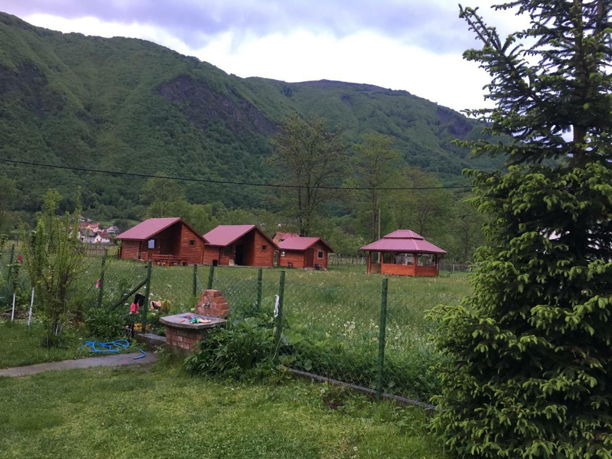 Bungalows-Oaza Vuthaj 外观 照片